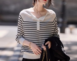 減齡百搭條紋衫